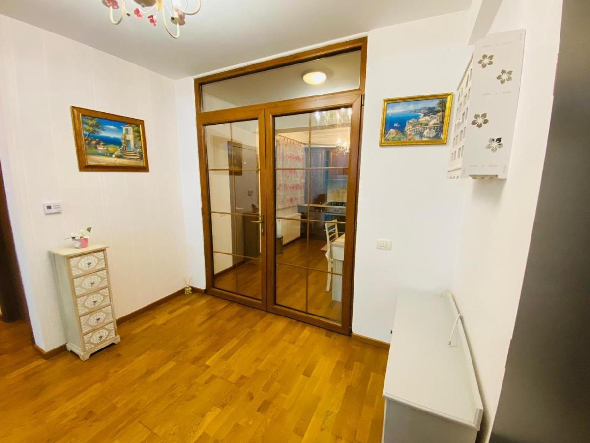 אלבה לוליה John'S Apartment מראה חיצוני תמונה