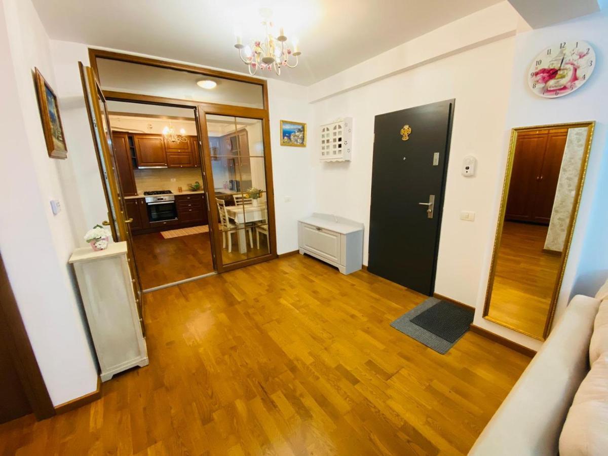 אלבה לוליה John'S Apartment מראה חיצוני תמונה